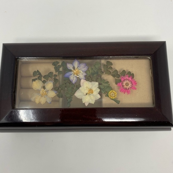 Floral Windup Musical Jewelry Box - Picture 3 of 11
